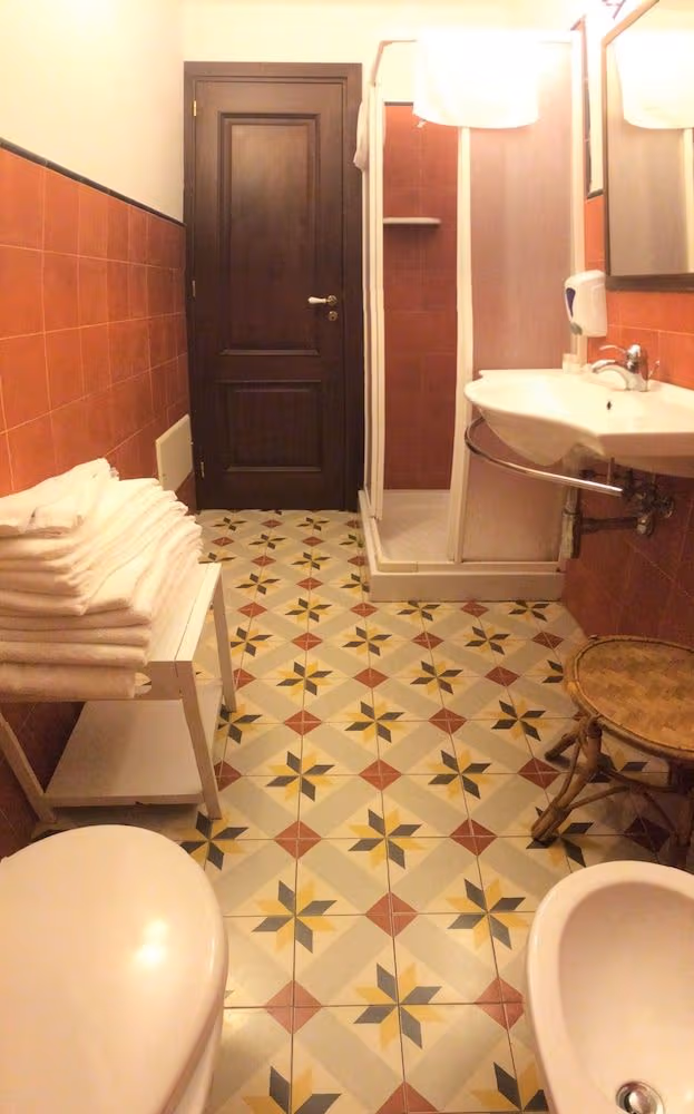 Triple Room, 2 Bedrooms