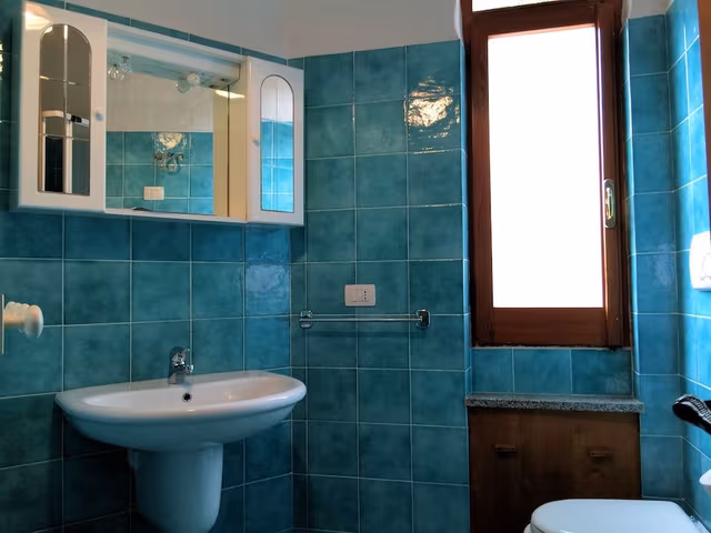 House, 2 Bedrooms, Sea View