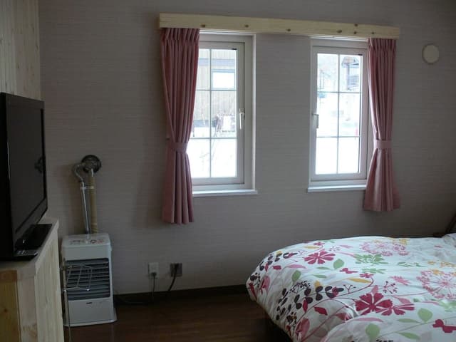 Western Style Twin Room