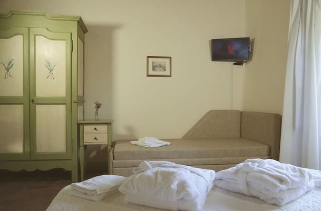Comfort Triple Room