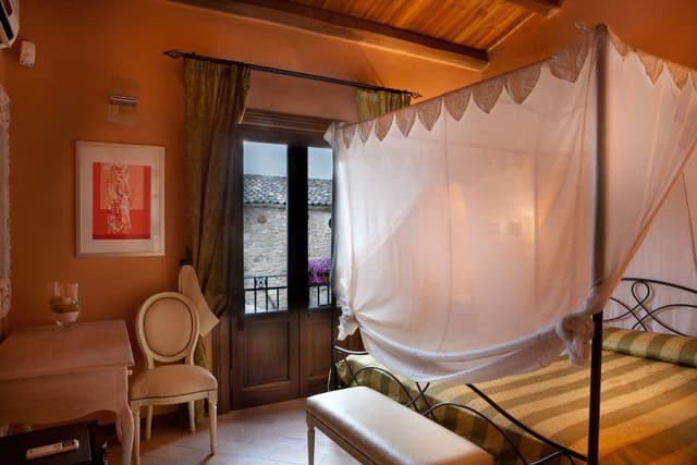 Standard Double Room Single Use, Private Bathroom