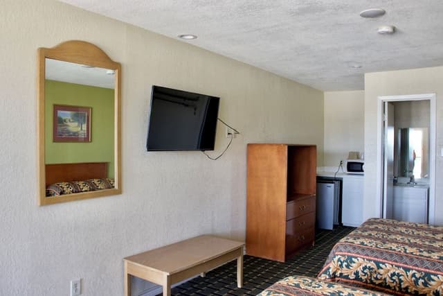 Room, 2 Queen Beds, Non Smoking