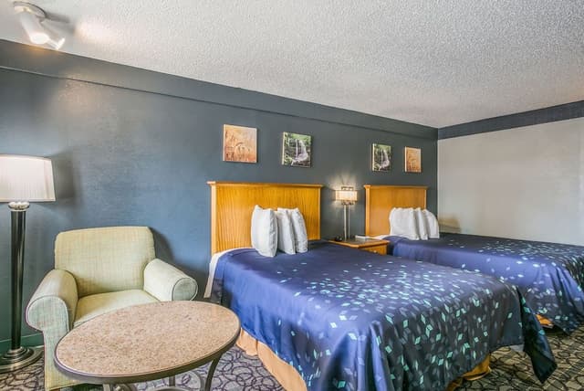 Room, 2 Double Beds, Non Smoking (Microwave and Fridge in-room)
