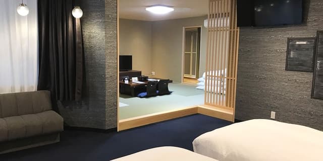 Japanese Style Room (Osu no ma)