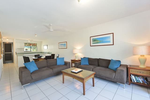 Two Bedroom Two Bathroom Apartment with Sea View
