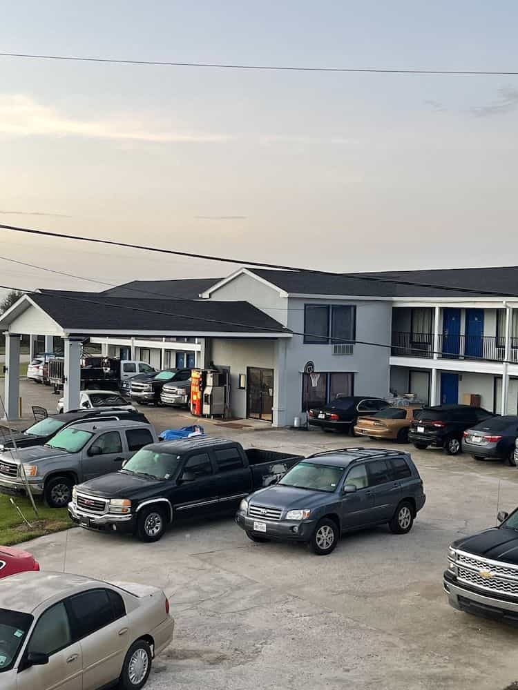 Americas Best Value Inn & Suites - Kinder