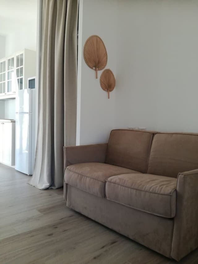 Deluxe Studio Suite