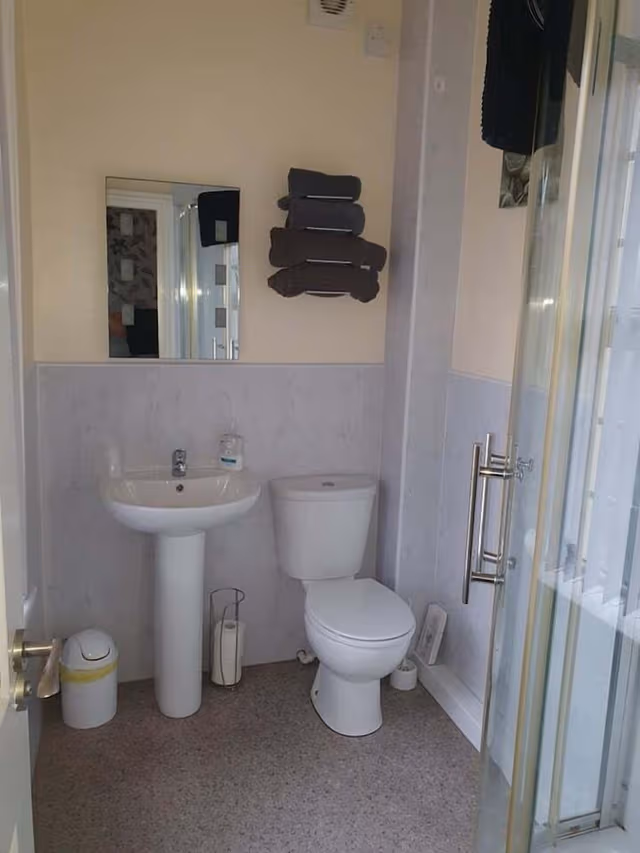 Double Room, Non Smoking, Refrigerator