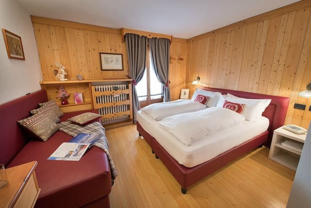 Panoramic Room