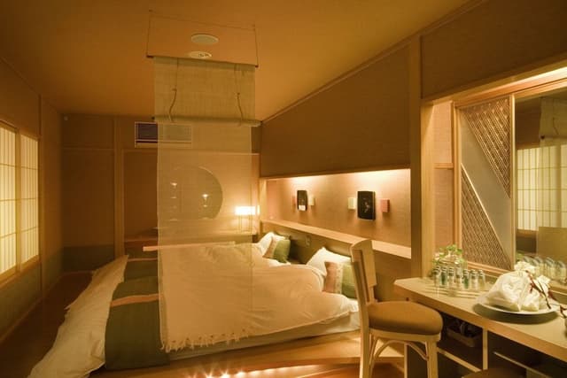 Deluxe Japanese Western Style Twin Room