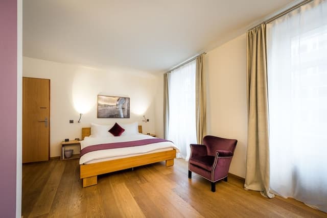 Classic Double Room
