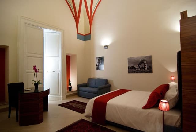 Deluxe Suite, 1 Bedroom, Balcony, City View