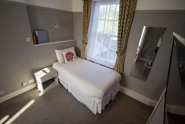 Single Room