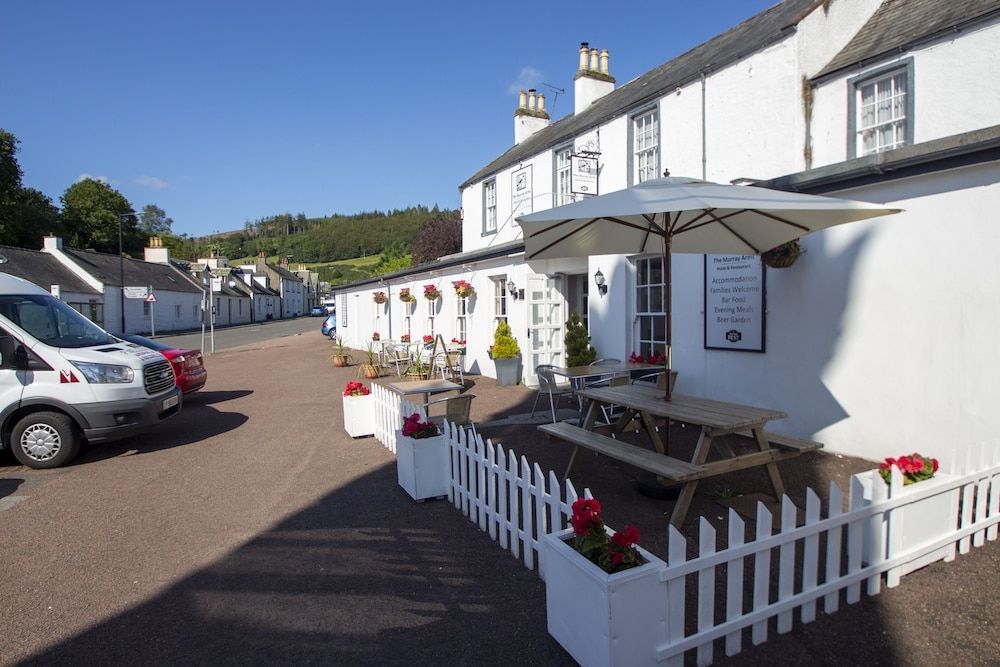 The Murray Arms Hotel0