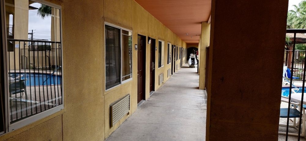 Texas Inn and Suites - Rio Grande Valley3