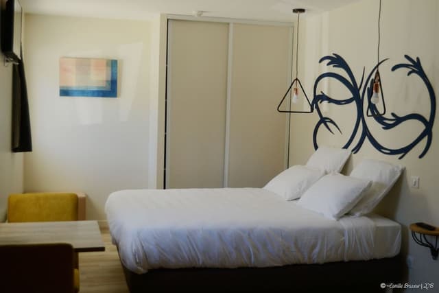 Room for 2 PRM