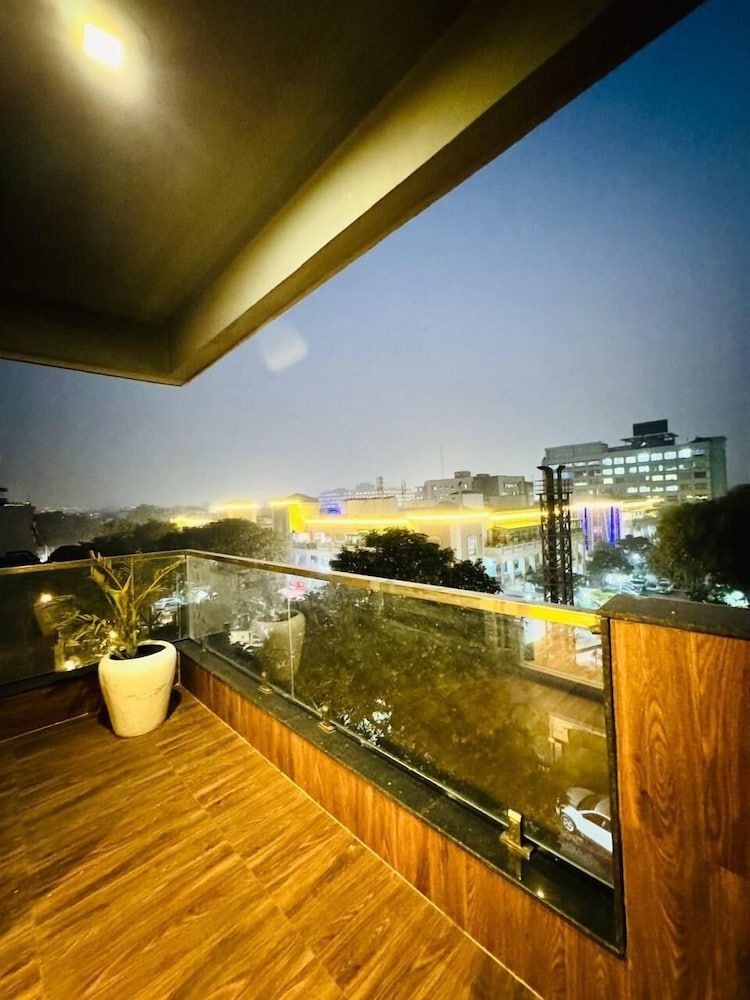 Dayal Regency2