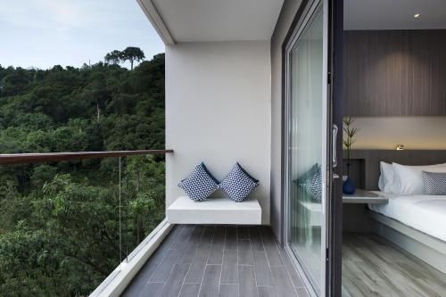 โรงแรมไอคอน ภูเก็ต (Hotel IKON Phuket)1