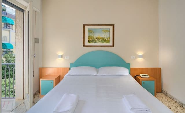 Double Room, Balcony