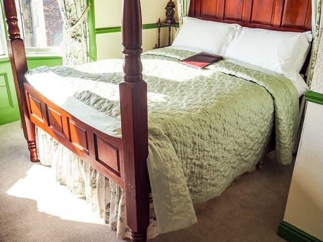 Double Room, Ensuite, Sea View (Four Poster)