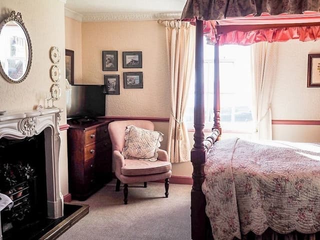 Double Room, Ensuite, Sea View (Room 4 Four Poster)