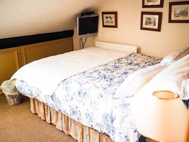Double Room, Shared Bathroom