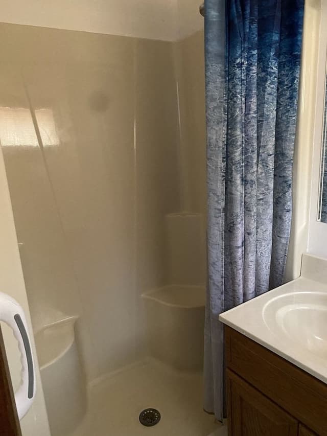 Standard Room, 1 Queen Bed