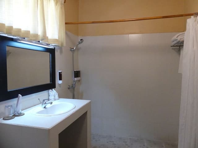 Standard Garden Cottage (Double Bed)
