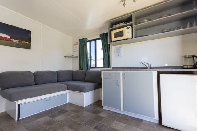 Deluxe Kitchen Cabin