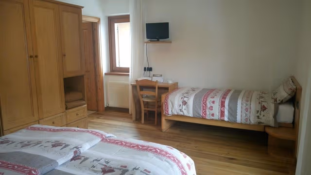 Triple Room