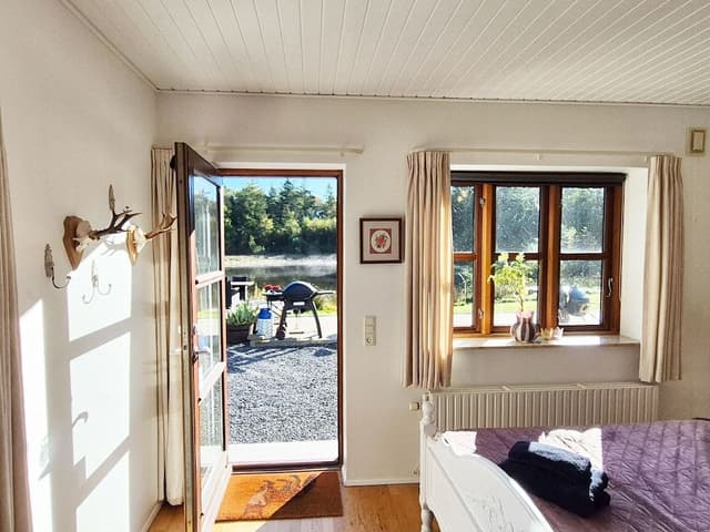 Romantic Studio, Kitchen, Lake View