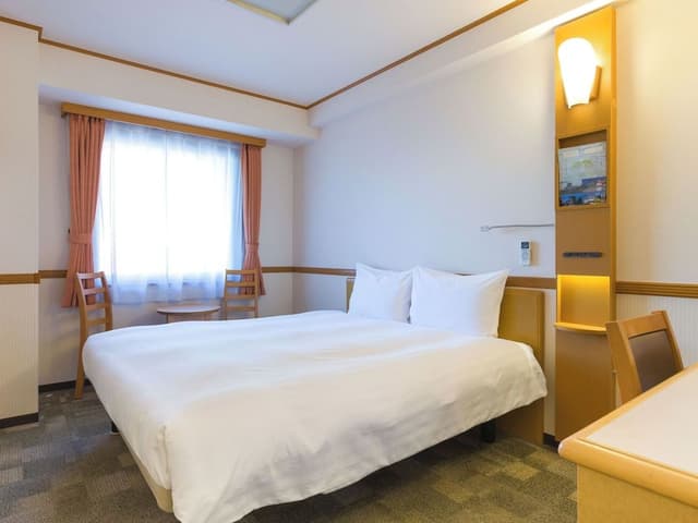 Standard Double Room, Smoking