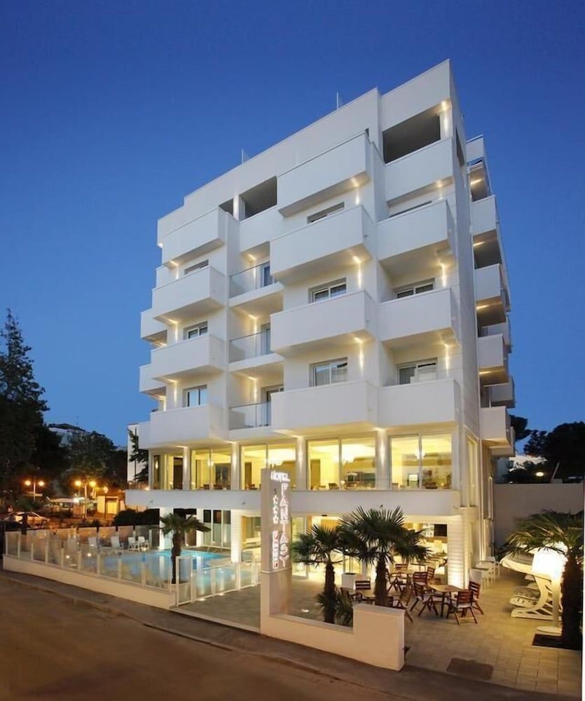 Hotel Fantasy2