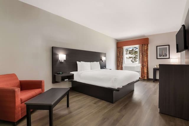 Room, 1 King Bed, Accessible, Non Smoking