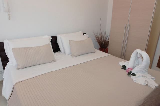 Double Room, 1 Queen Bed