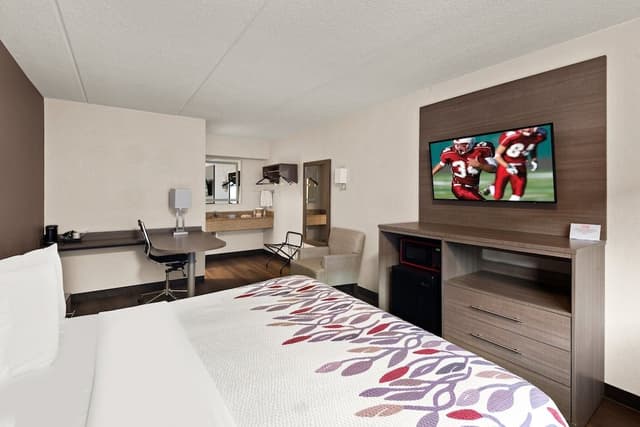 Superior Room, 1 King Bed (Smoke Free)