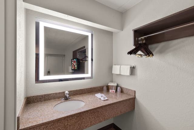 Deluxe Room, 2 Double Beds (Smoke Free)