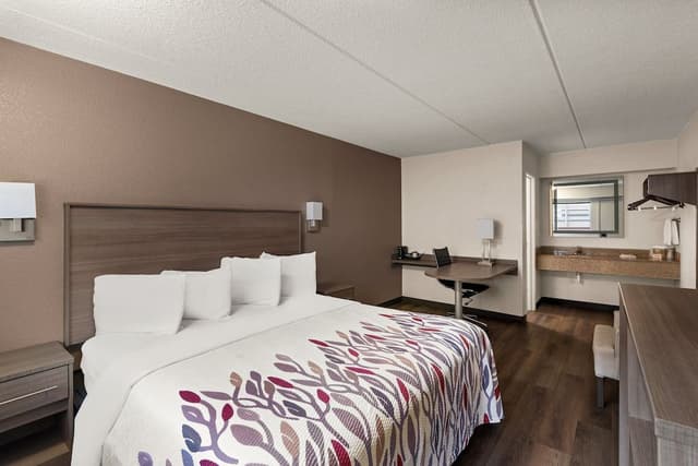 Superior Room, 1 King Bed (Smoke Free)