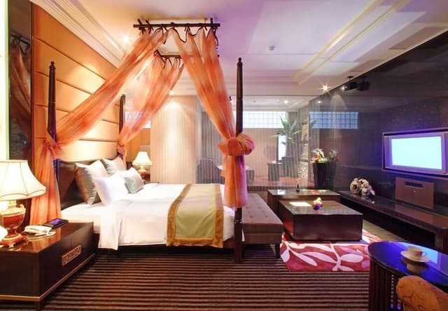 King Suite