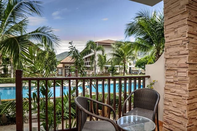 Grand Suite, 2 Bedrooms, Pool Access, Pool View