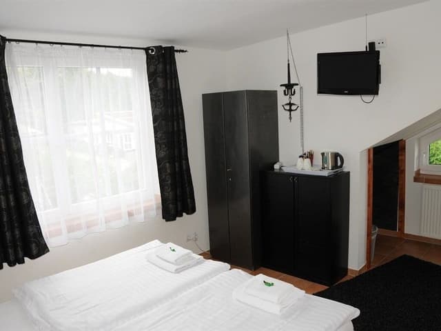 Double or Twin Room, Ensuite (Großes 2-Bettzimmer)