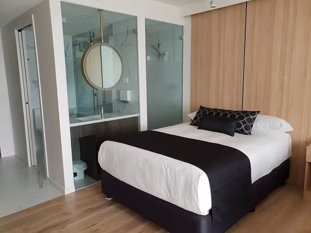 Courtyard Twin Double