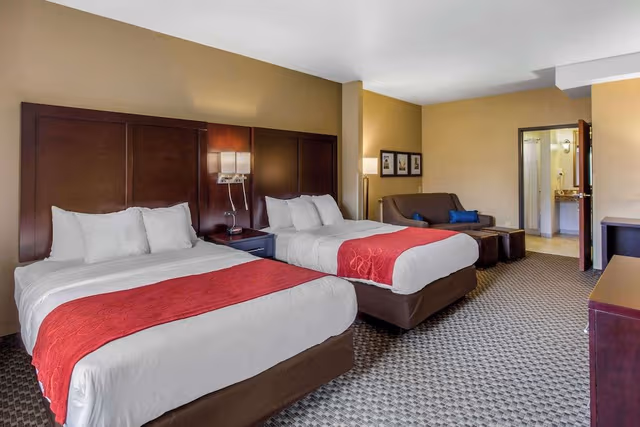 Suite, Multiple Beds, Accessible, Non Smoking