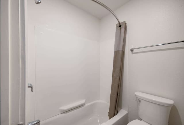 Deluxe Room, 2 Queen Beds, Non Smoking, Refrigerator & Microwave
