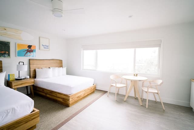 Peaceful Two Doubles Room with Partial Ocean View