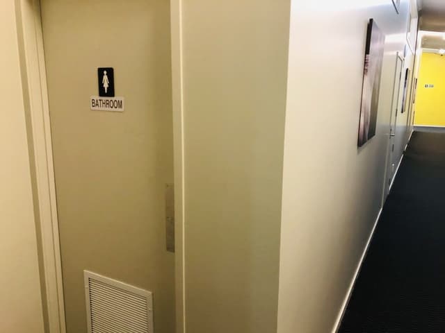 Standard room with shared bathroom