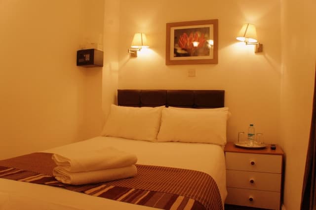 Double Room, Ensuite
