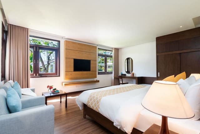 Suite, Sea View