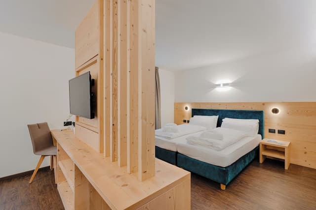 Deluxe Quadruple Room, Balcony, Mountain View