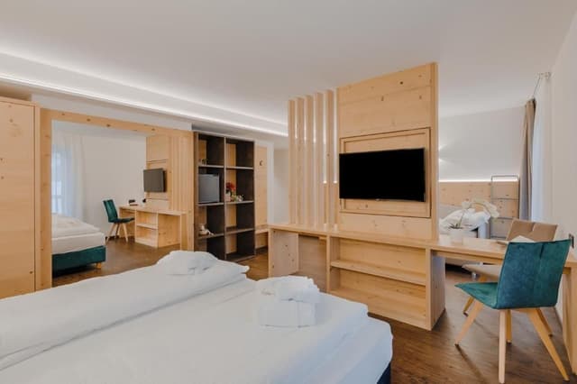 Deluxe Quadruple Room